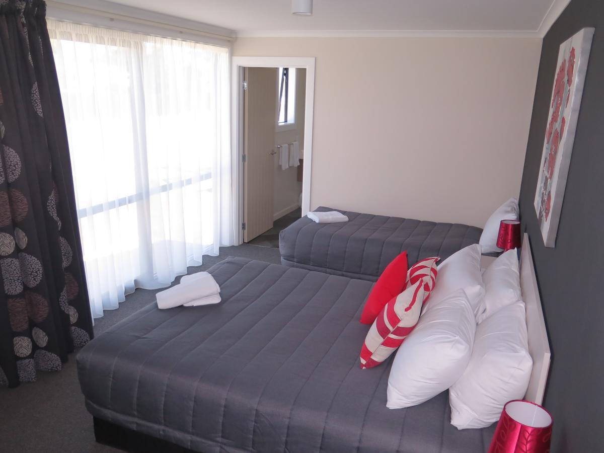 Wheels And Reels Accommodation Mossburn 외부 사진