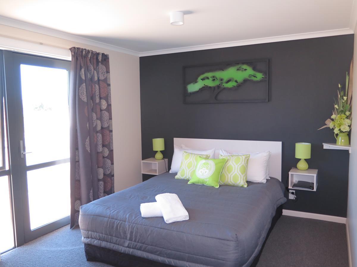 Wheels And Reels Accommodation Mossburn 외부 사진
